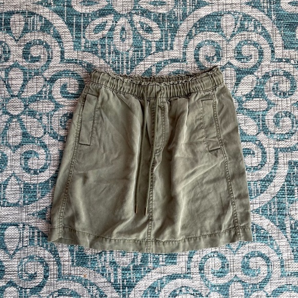 Loft Olive Green Drawstring Mini Skirt - Picture 3 of 9